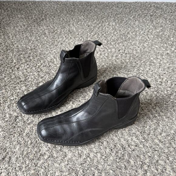 Clarks Chelsea Ankle Boots Black Leather Mens Size 9 M Comfort Shoe Casual